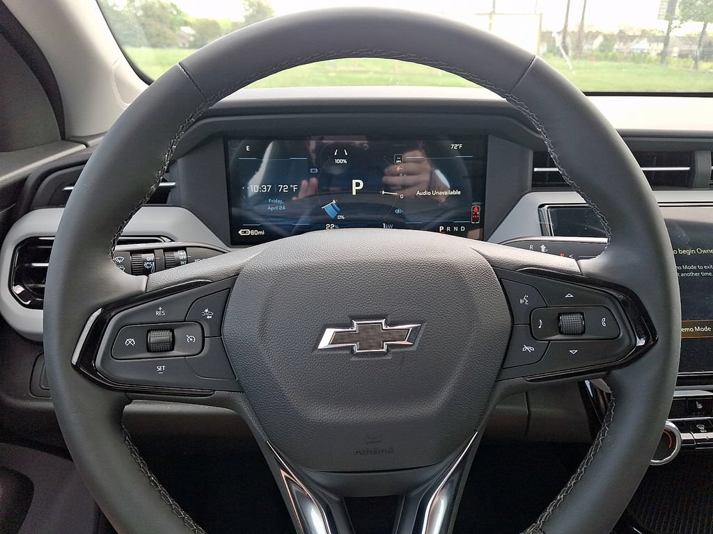 New 2027 Chevrolet Bolt LT w/ Comfort Package FWD image 14