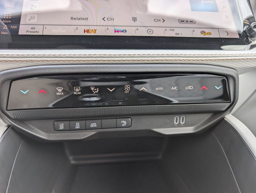 New 2026 Jeep Cherokee Overland AWD/4WD image 28