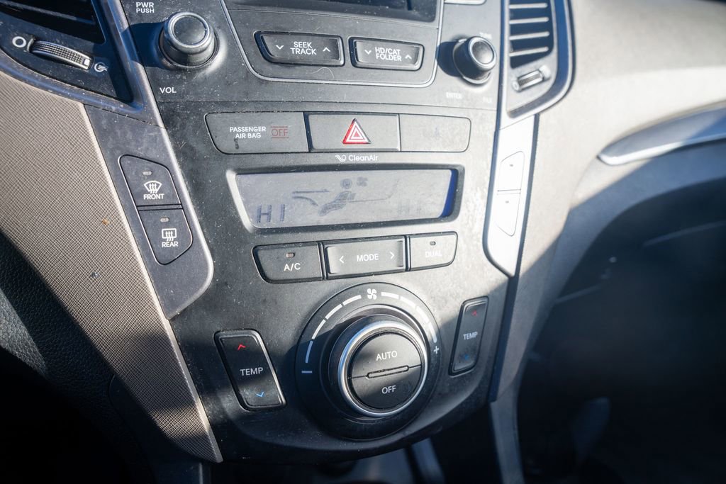 Used 2016 Hyundai Santa Fe Limited image 27