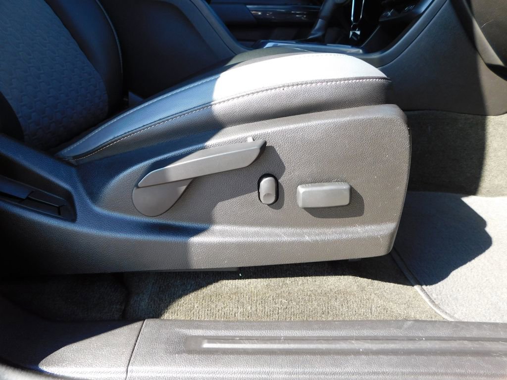 Used 2016 Chevrolet Colorado Z71 image 22