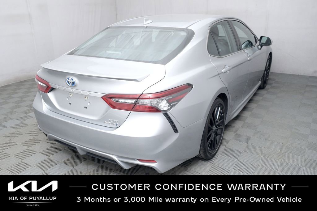 Used 2024 Toyota Camry XSE w/ Navigation Package FWD image 5