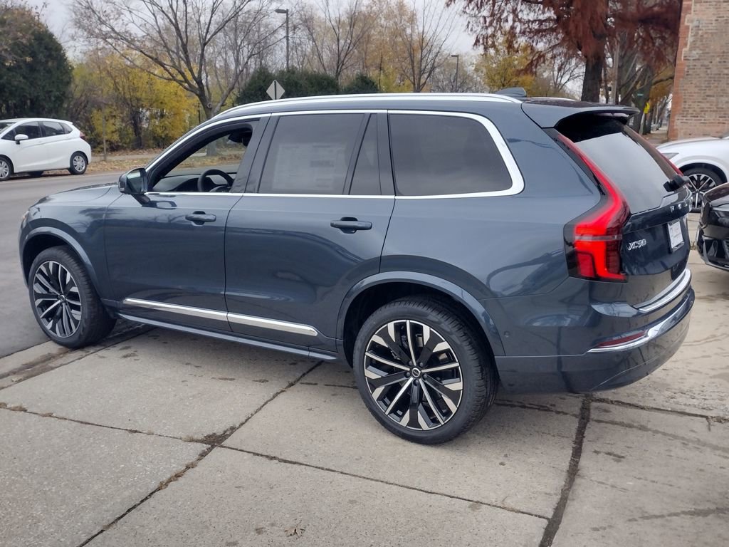 New 2026 Volvo XC90 B6 Plus w/ Protection Package Premier image 7