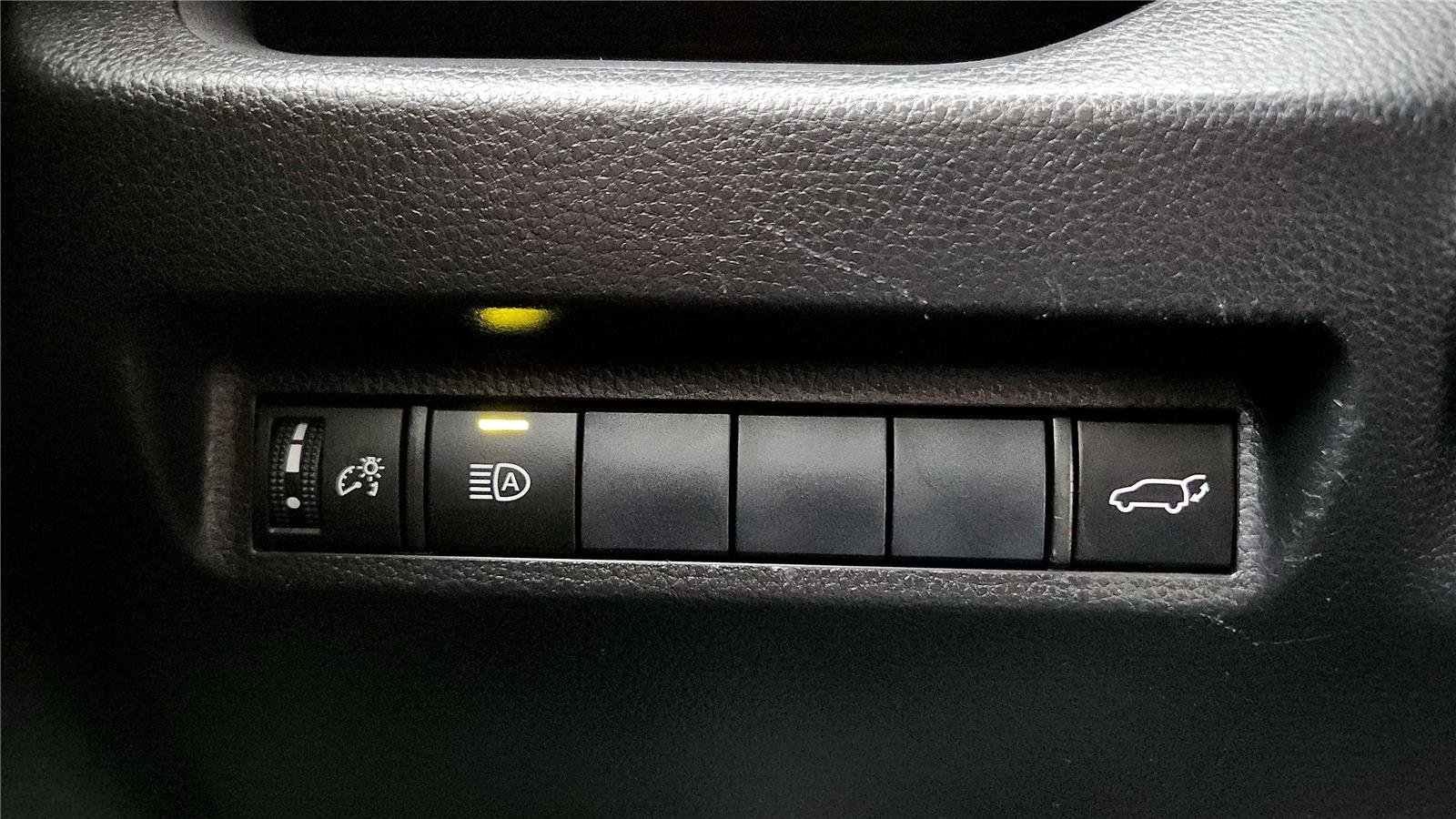 Certified 2019 Toyota RAV4 XLE w/ Convenience Package image 33