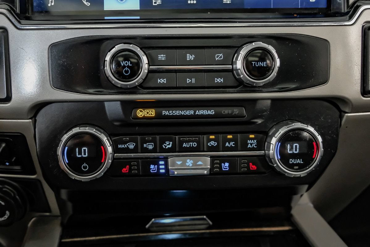 Used 2022 Ford F350 Lariat w/ Lariat Ultimate Package AWD/4WD image 25