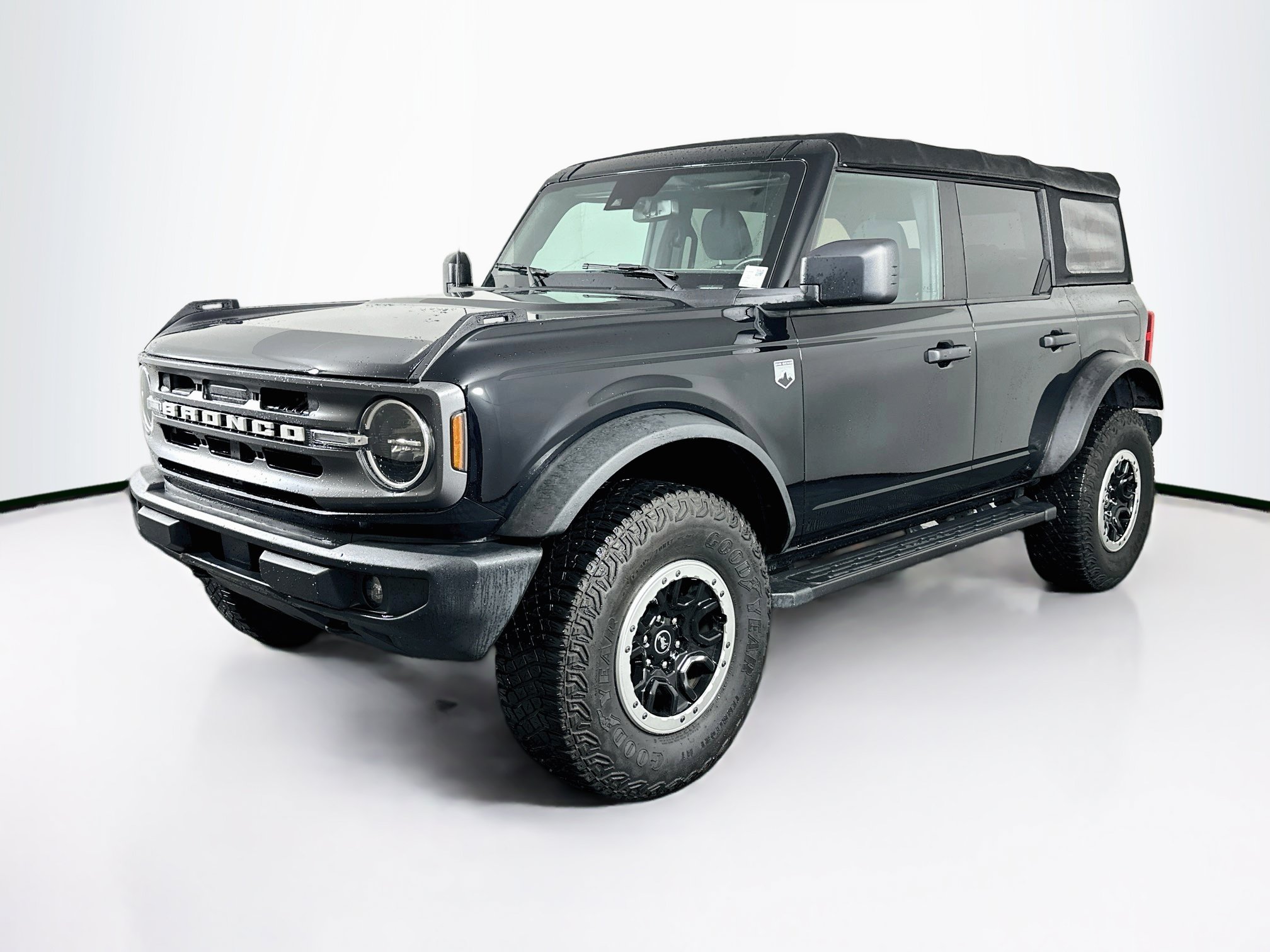 Used 2022 Ford Bronco Big Bend w/ Sasquatch Package AWD/4WD image 3