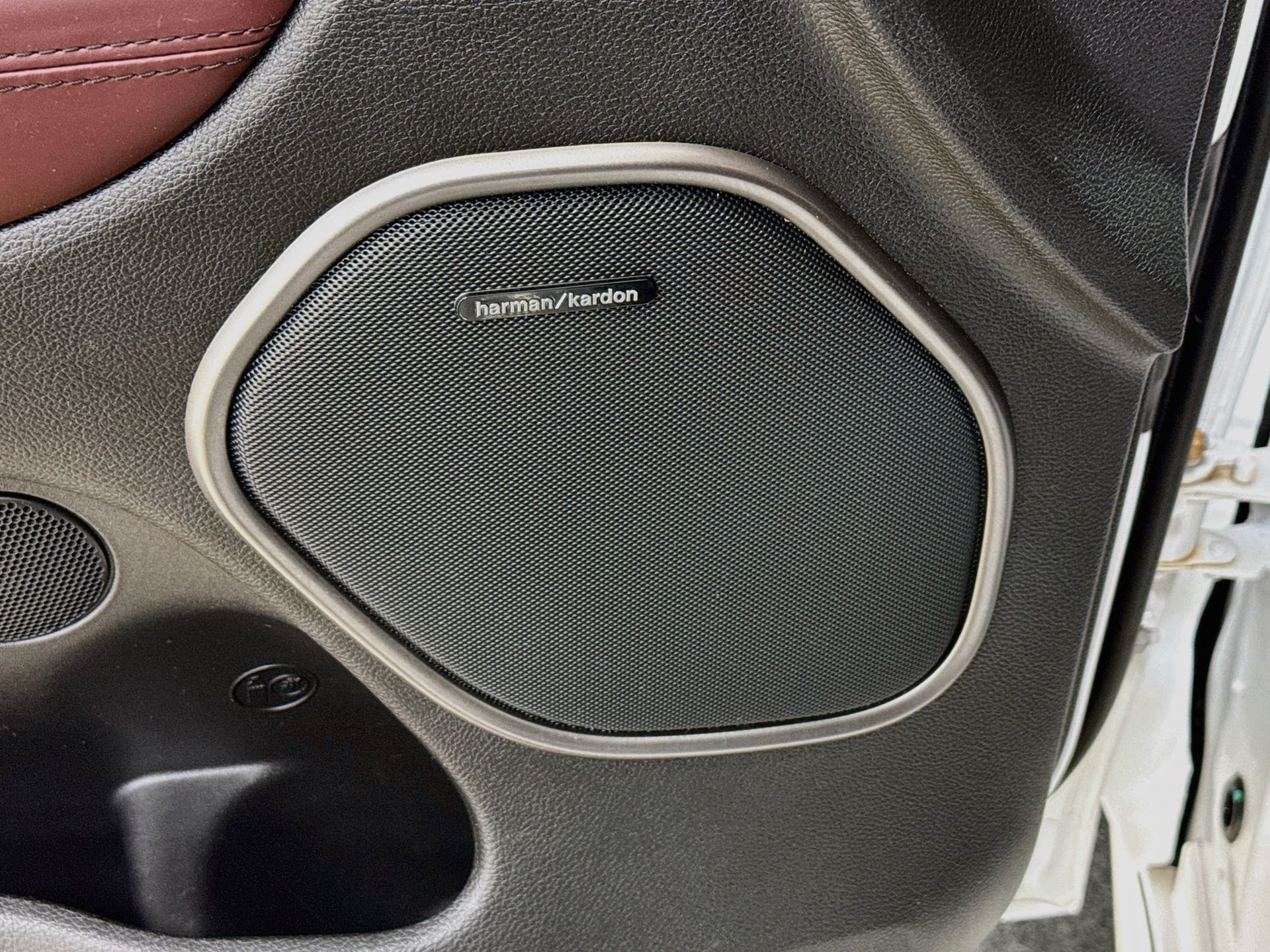 Used 2021 Dodge Durango Citadel w/ Premium Entertainment Group RWD image 19