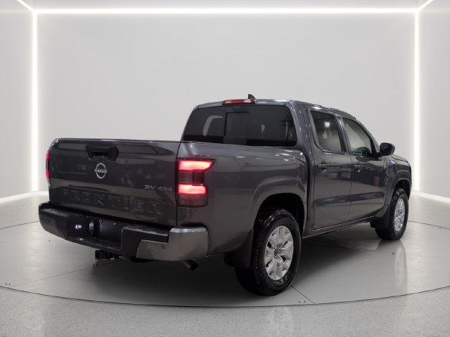 Used 2024 Nissan Frontier 4x4 Crew Cab image 5