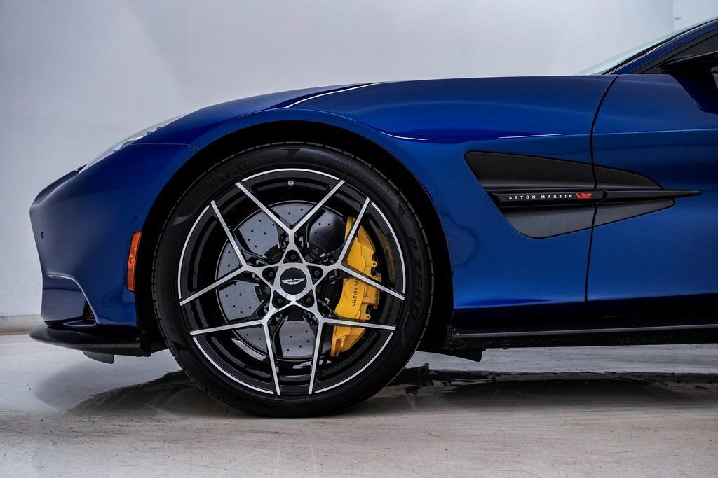 New 2025 Aston Martin Vanquish image 14