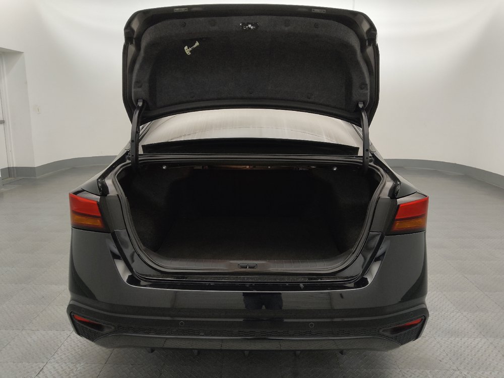 Used 2025 Nissan Altima 2.5 S FWD image 29