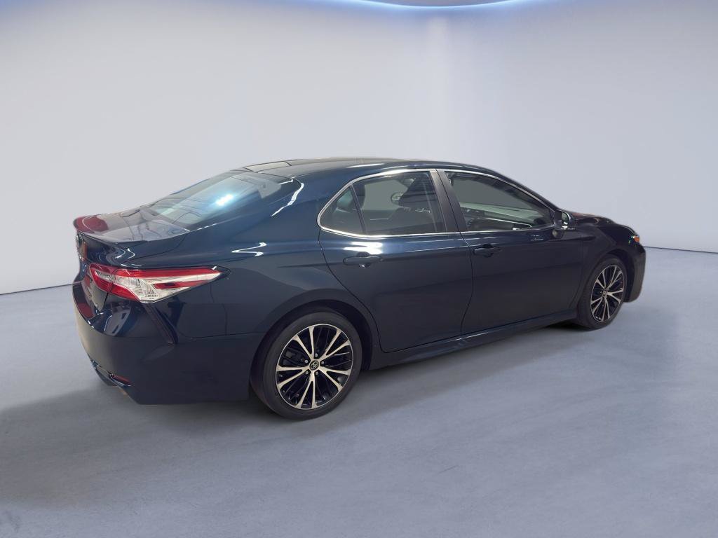 Used 2018 Toyota Camry SE w/ Moonroof Package FWD image 8