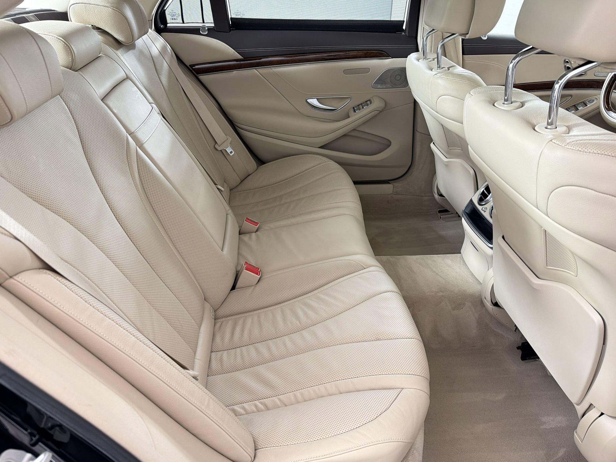 Used 2014 Mercedes-Benz S 550 Sedan image 32