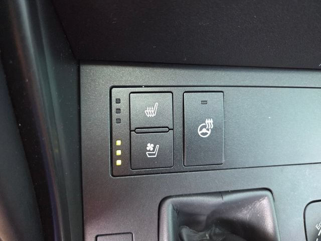 Used 2022 Lexus IS 300 w/ Premium Package RWD image 26