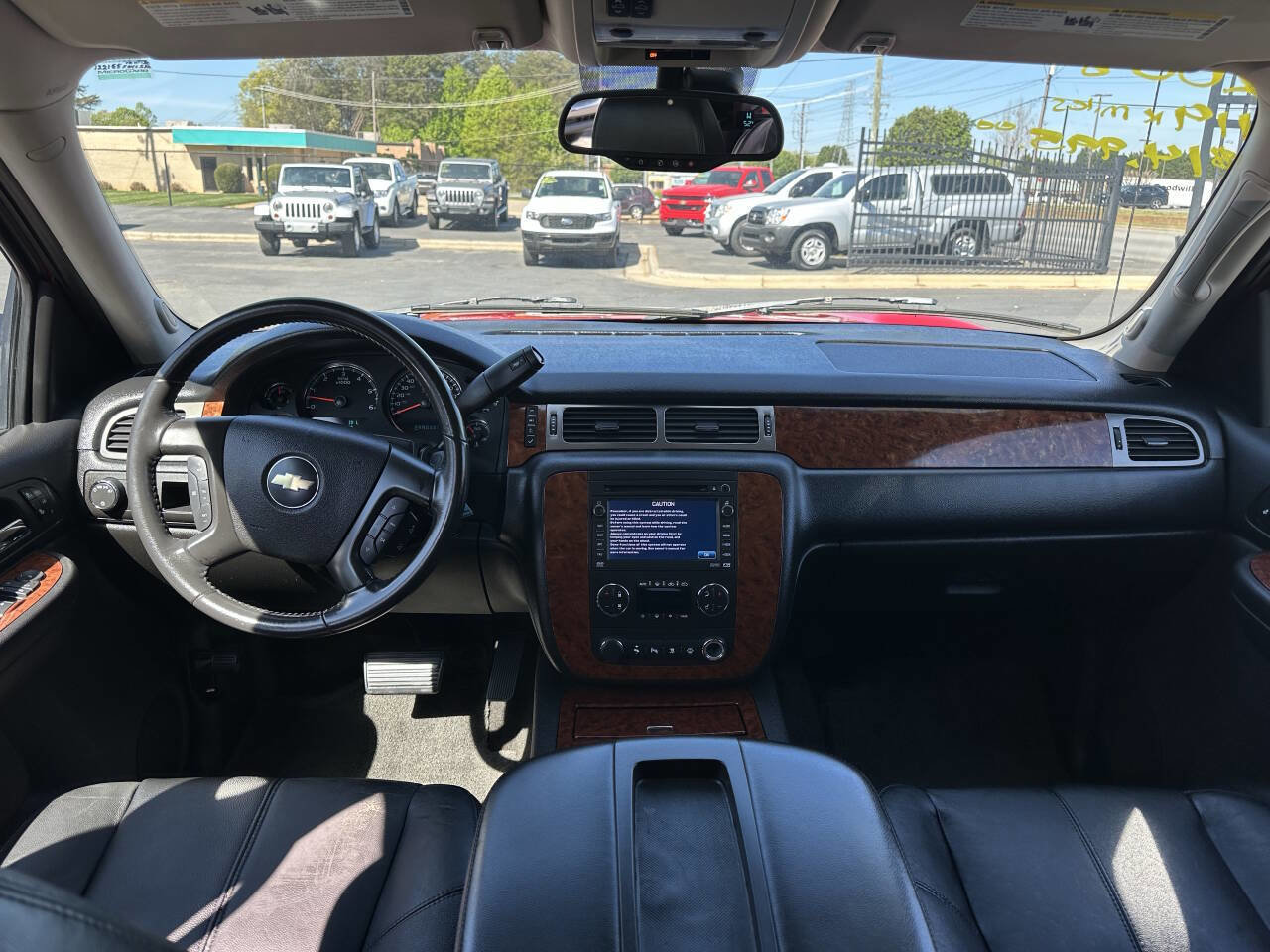 Used 2008 Chevrolet Avalanche LTZ w/ LTZ Preferred Equipment Group RWD image 14