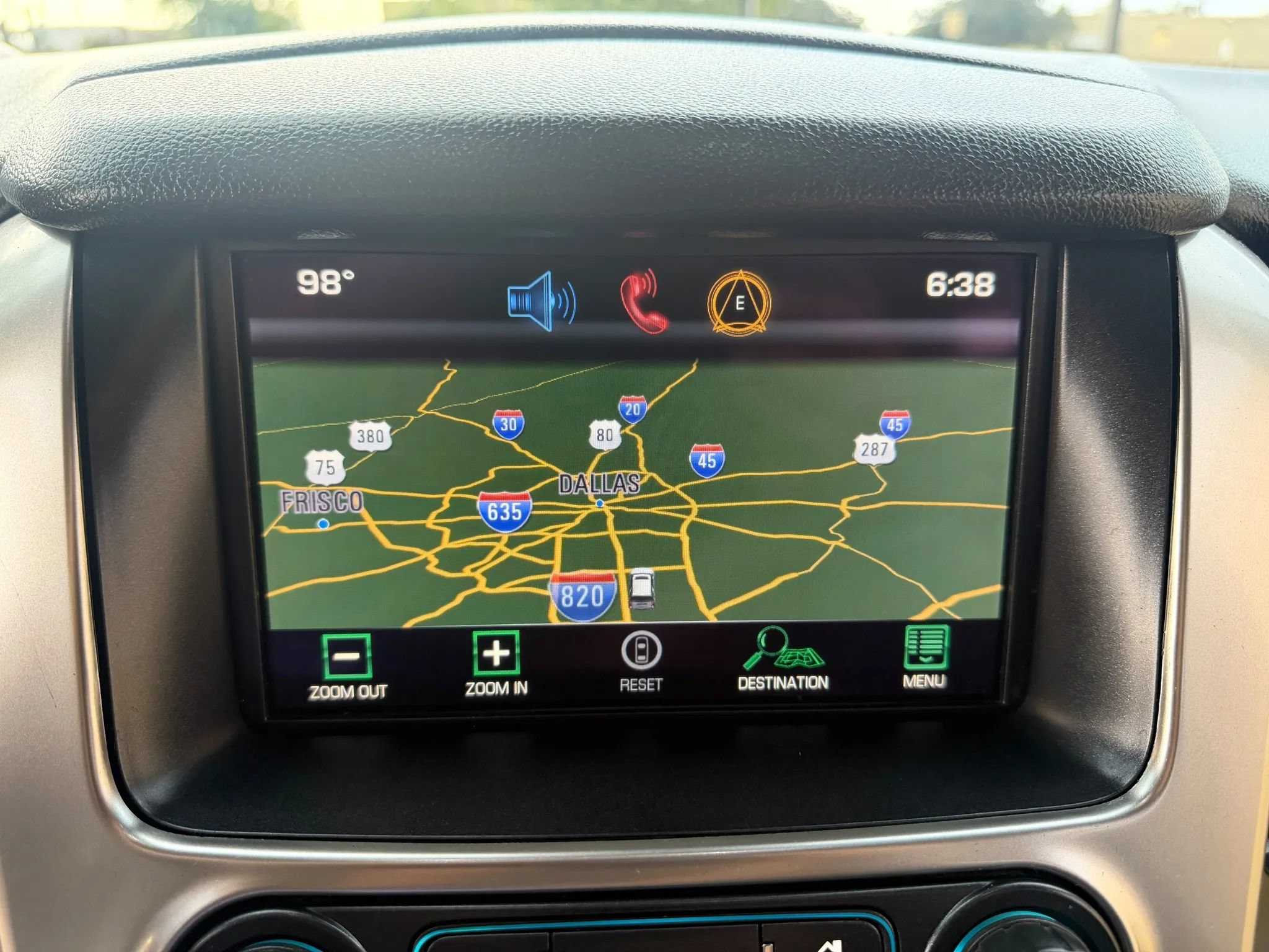 Used 2015 Chevrolet Tahoe LT RWD image 30