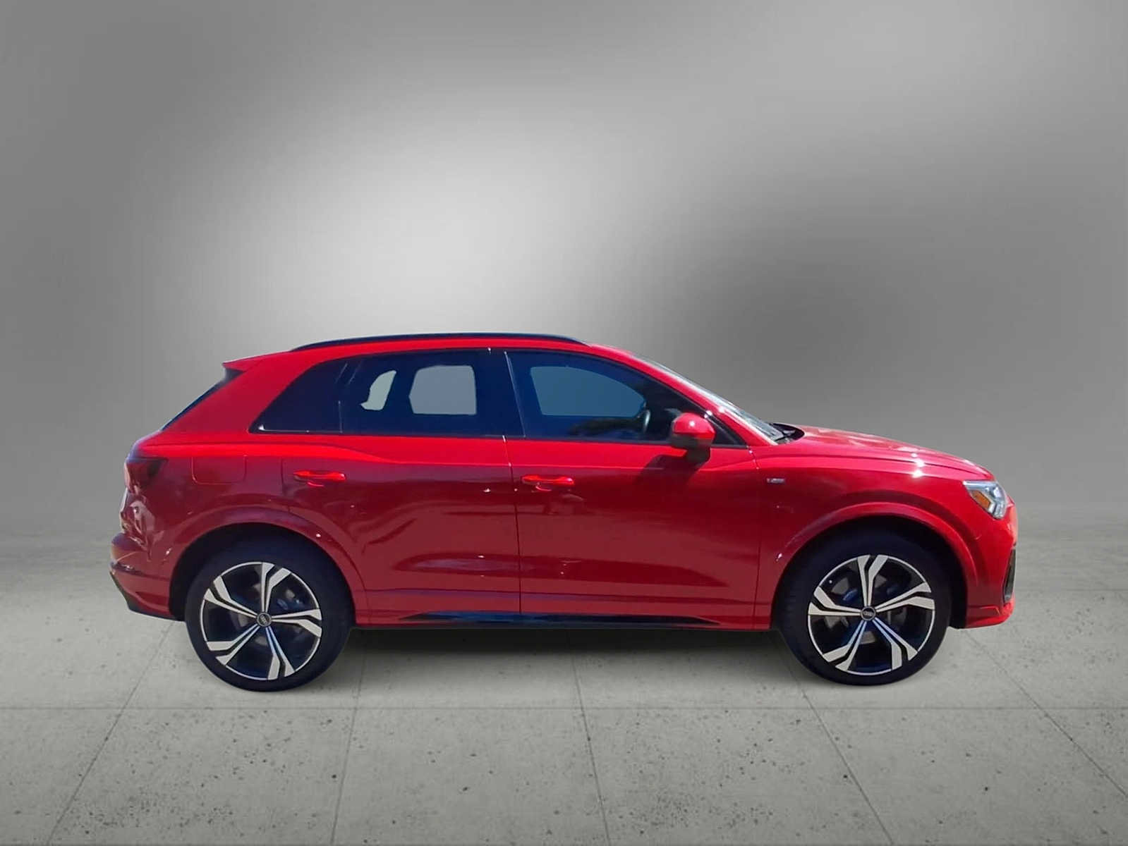 Used 2024 Audi Q3 2.0T Premium Plus w/ Premium Plus Package AWD/4WD image 9