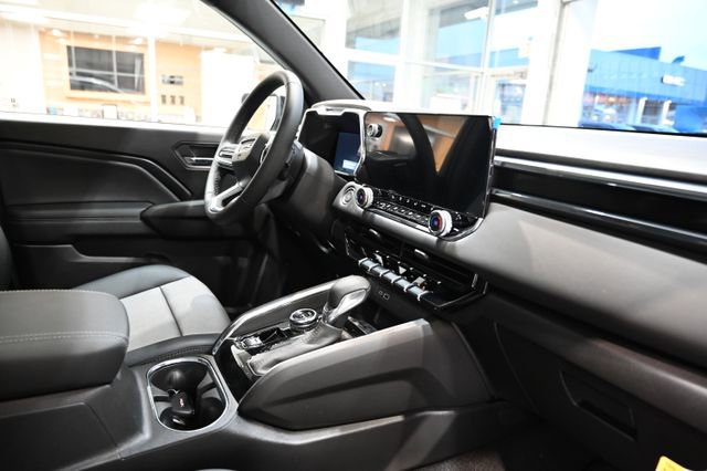 New 2026 GMC Canyon Elevation w/ Convenience Package image 15