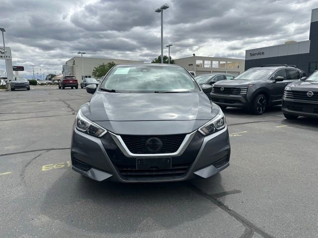 Used 2021 Nissan Versa SV FWD image 4