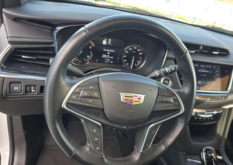 Used 2024 Cadillac XT5 Premium Luxury image 8