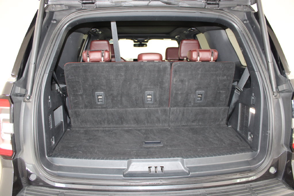 Used 2024 Ford Expedition Limited RWD image 18