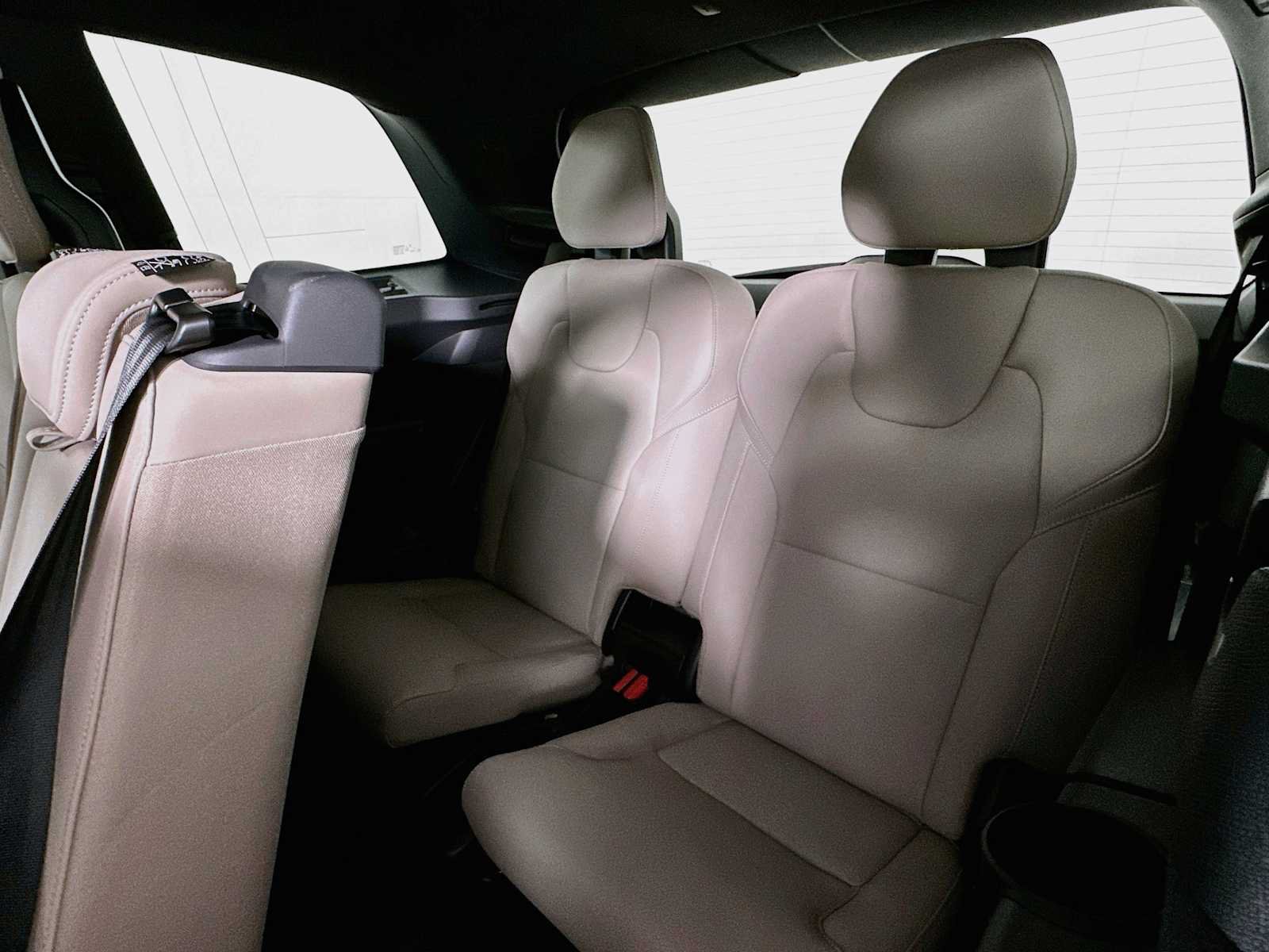 New 2027 Volvo XC90 B6 Plus AWD/4WD image 25