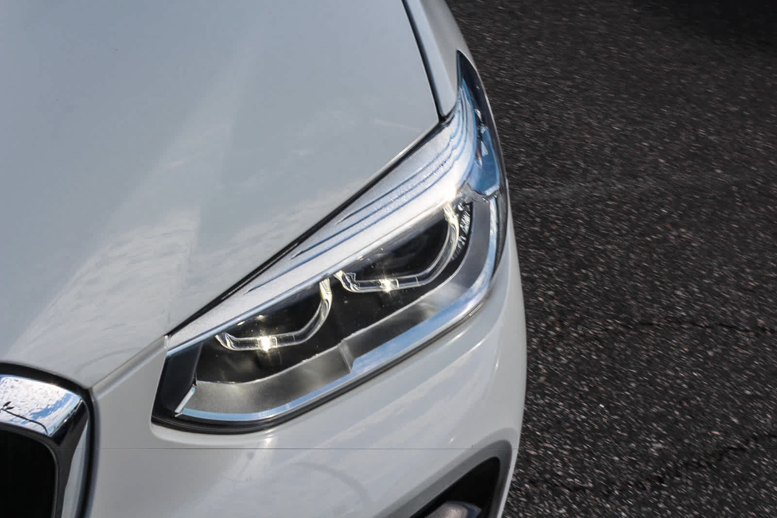 Used 2020 BMW X4 xDrive30i w/ M Sport Package 2 AWD/4WD image 10