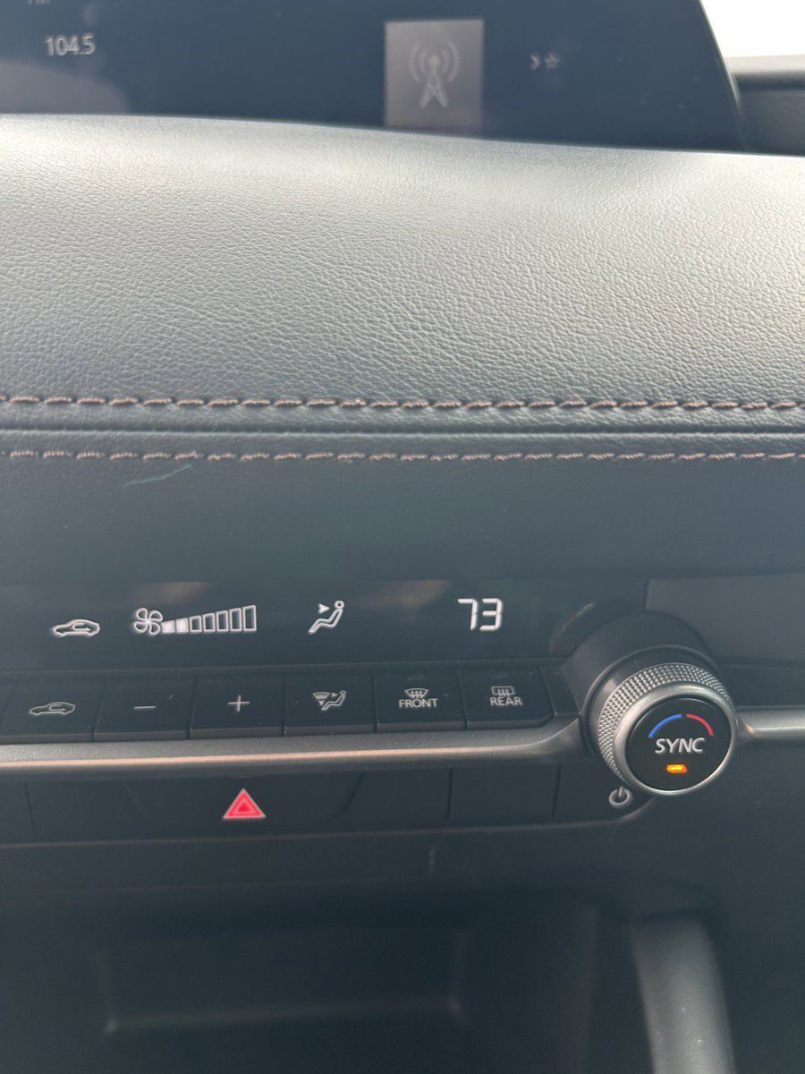 Used 2025 MAZDA MAZDA3 s Sport FWD image 28