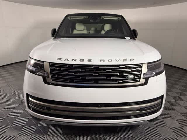 New 2027 Land Rover Range Rover Long Wheelbase SE AWD/4WD image 10