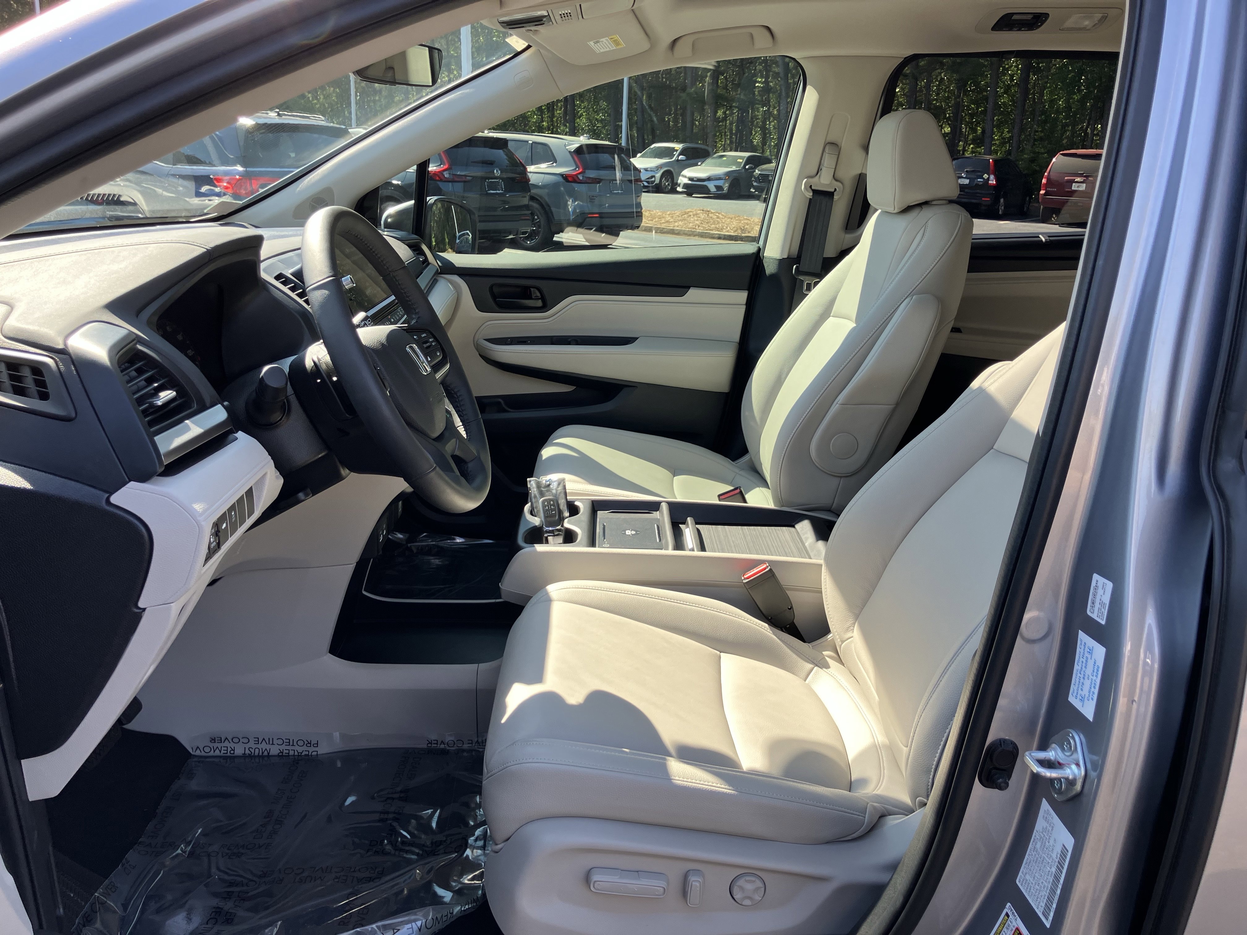 Certified 2026 Honda Odyssey EX-L image 16