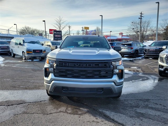 Used 2025 Chevrolet Silverado 1500 Custom w/ Turbomax Blackout Package image 2