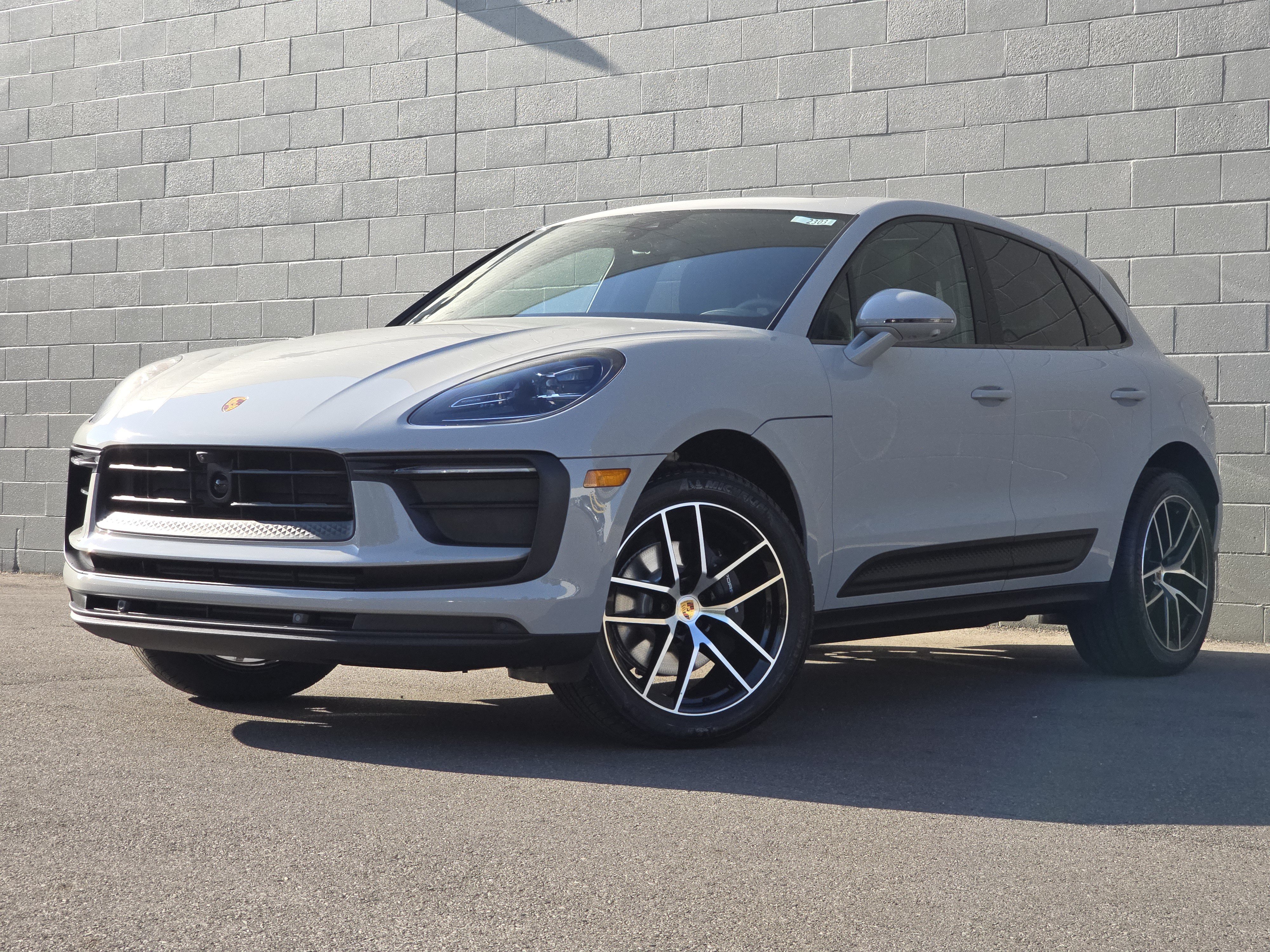 New 2026 Porsche Macan AWD/4WD video 1