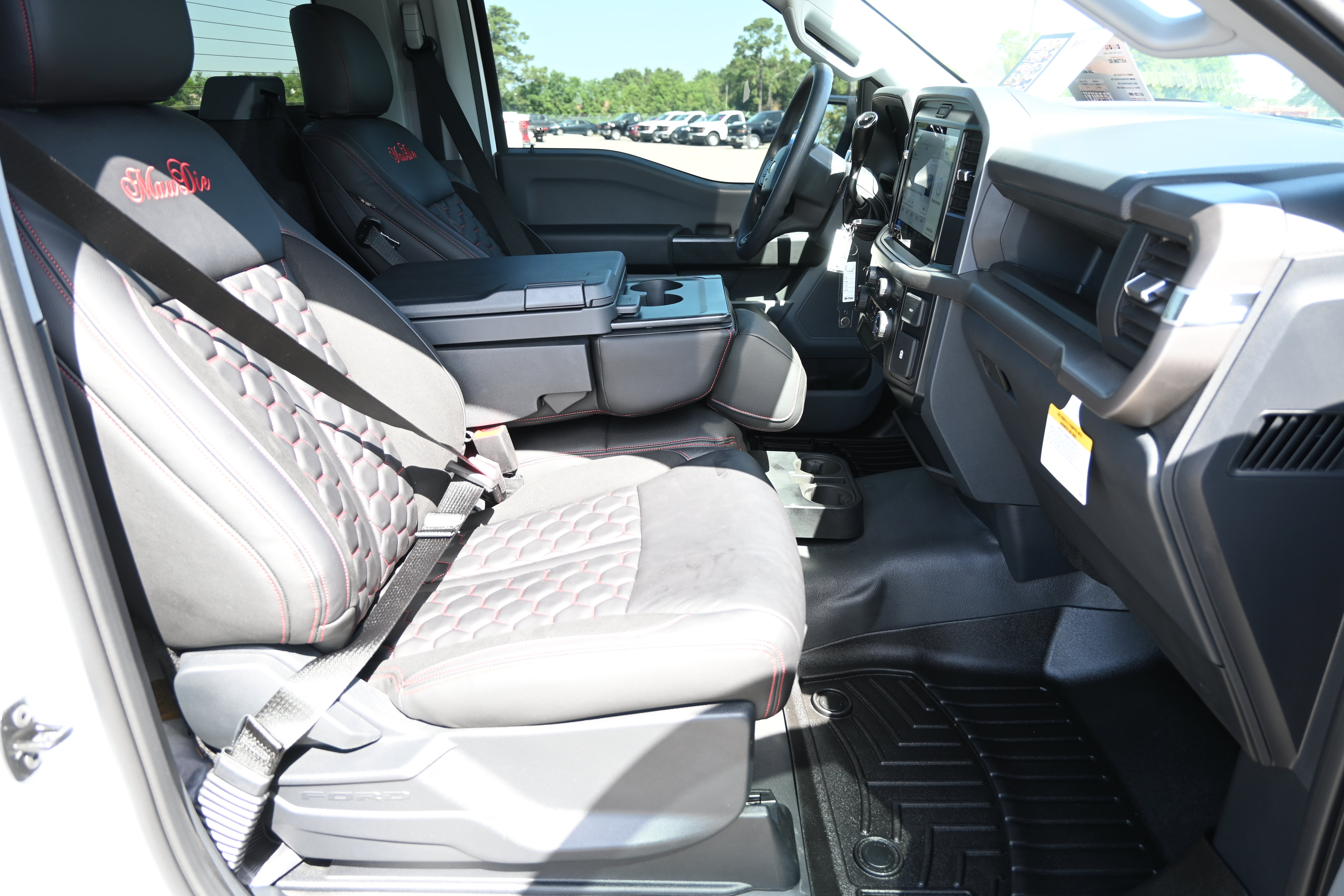 Used 2026 Ford F150 XL w/ Equipment Group 103A High AWD/4WD image 19
