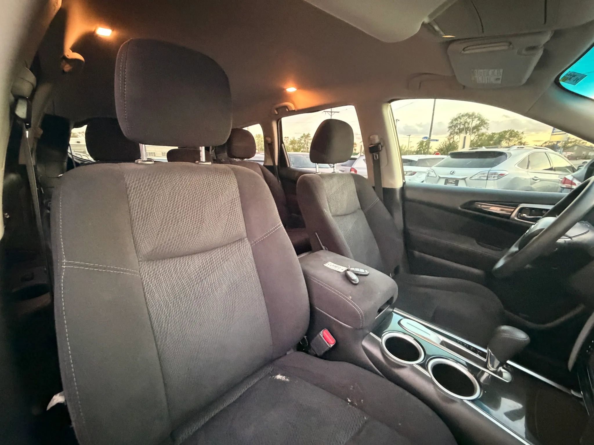 Used 2014 Nissan Pathfinder S FWD image 22