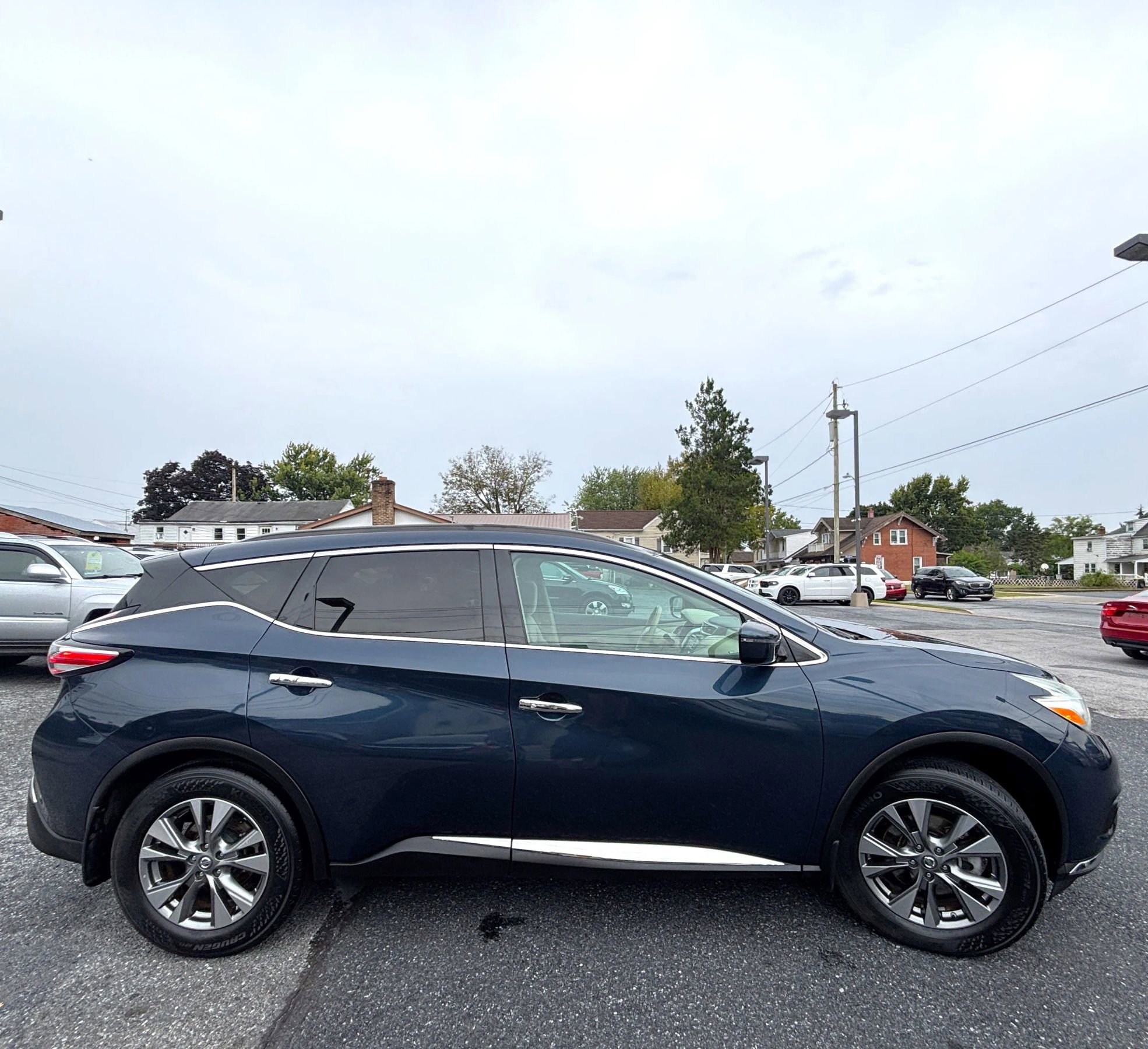 Used 2016 Nissan Murano SV w/ Cargo Package image 6