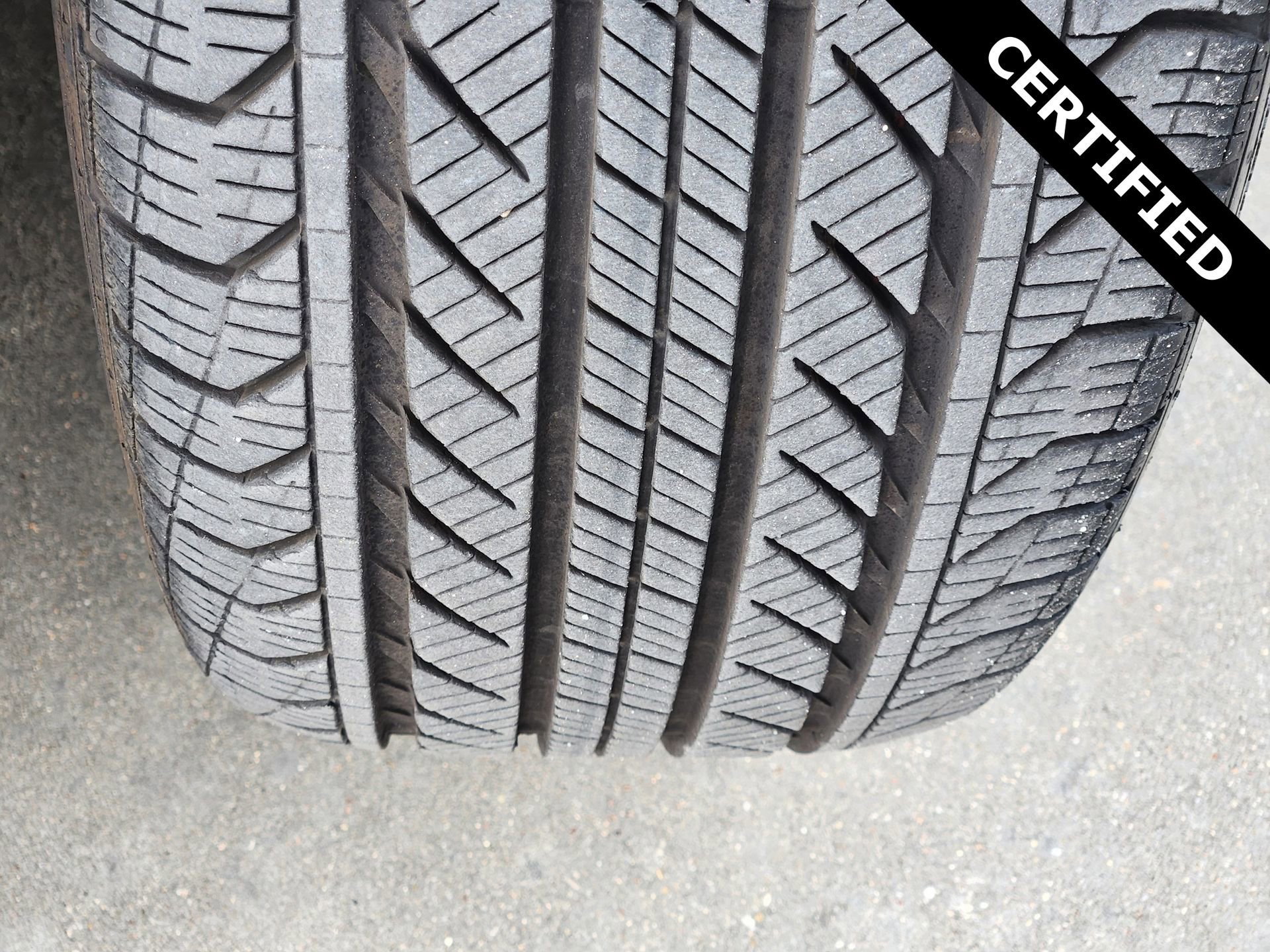 Certified 2025 Mercedes-Benz C 300 Sedan image 11