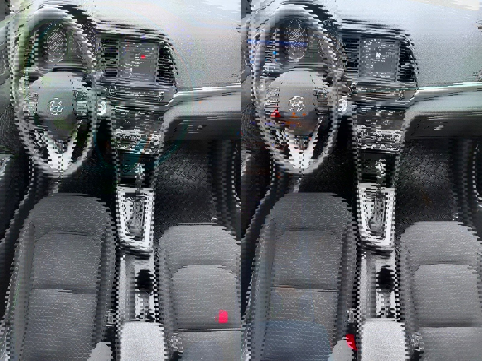 Used 2019 Hyundai Elantra Value Edition w/ Cargo Package image 14