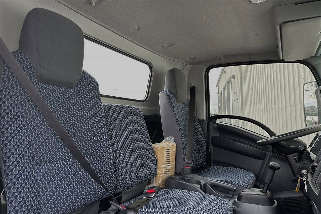 Used 2024 Isuzu NPR image 13