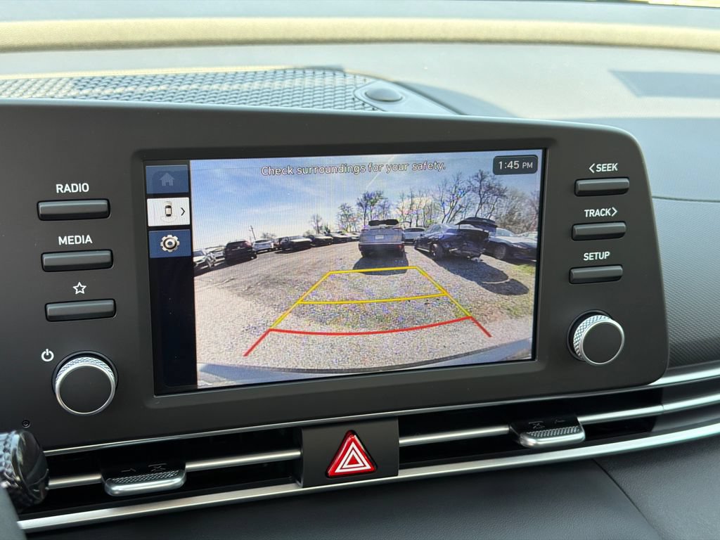 New 2026 Hyundai Elantra SE FWD image 18