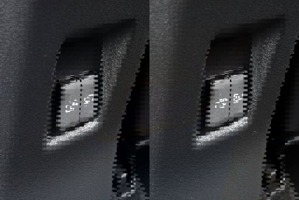 Used 2024 Toyota RAV4 Limited w/ Advanced Technology Package image 24