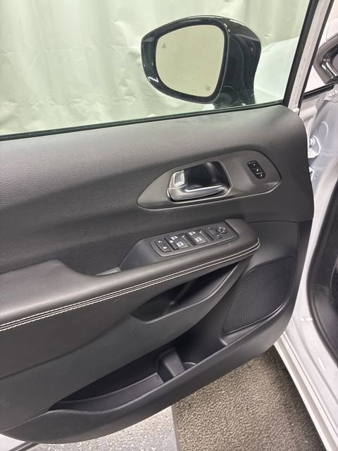 New 2026 Chrysler Pacifica Select w/ S Appearance Package image 13