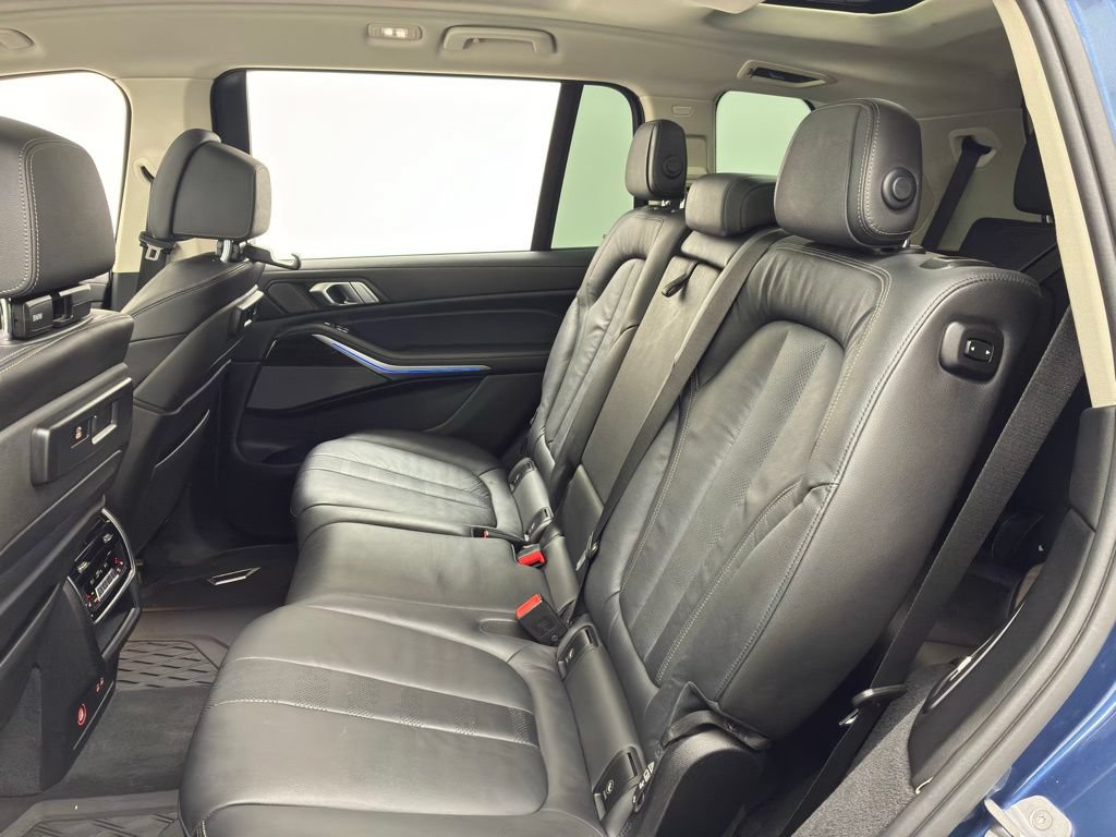 Used 2019 BMW X7 xDrive50i w/ Premium Package AWD/4WD image 47