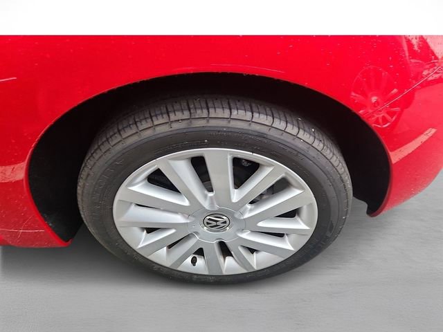 Used 2008 Volkswagen Beetle SE image 3