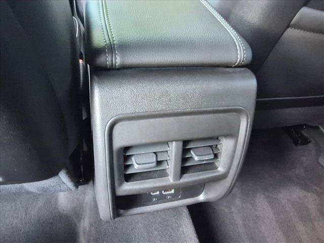 Used 2022 Cadillac XT4 Premium Luxury w/ Safety Alert Package FWD image 16