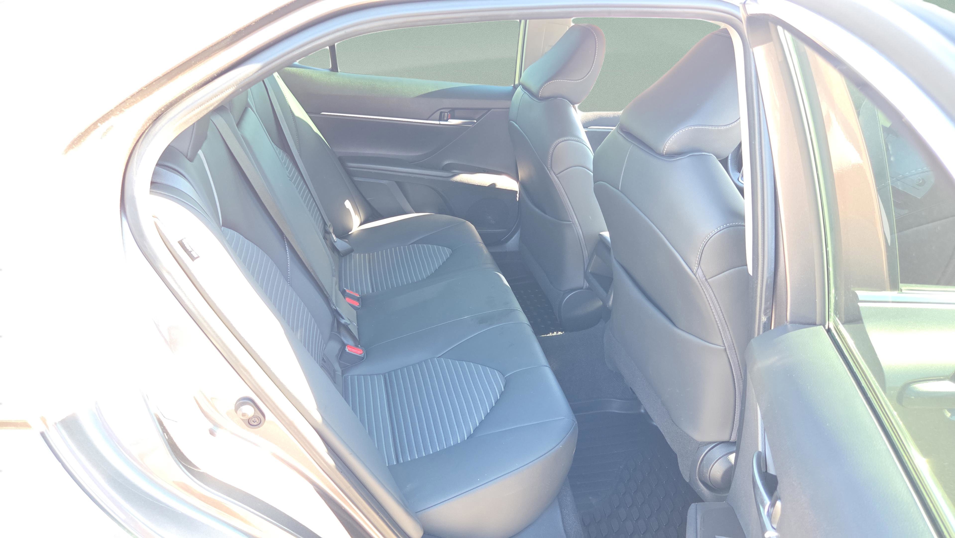 Used 2024 Toyota Camry SE w/ Convenience Package image 15