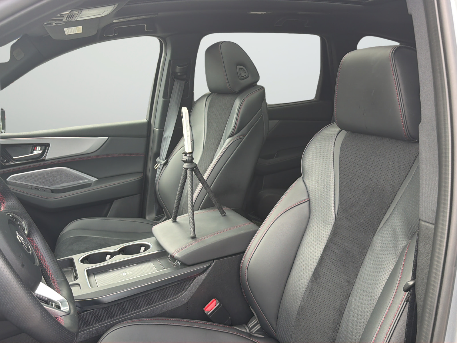 Used 2026 Acura MDX A-Spec AWD/4WD image 33