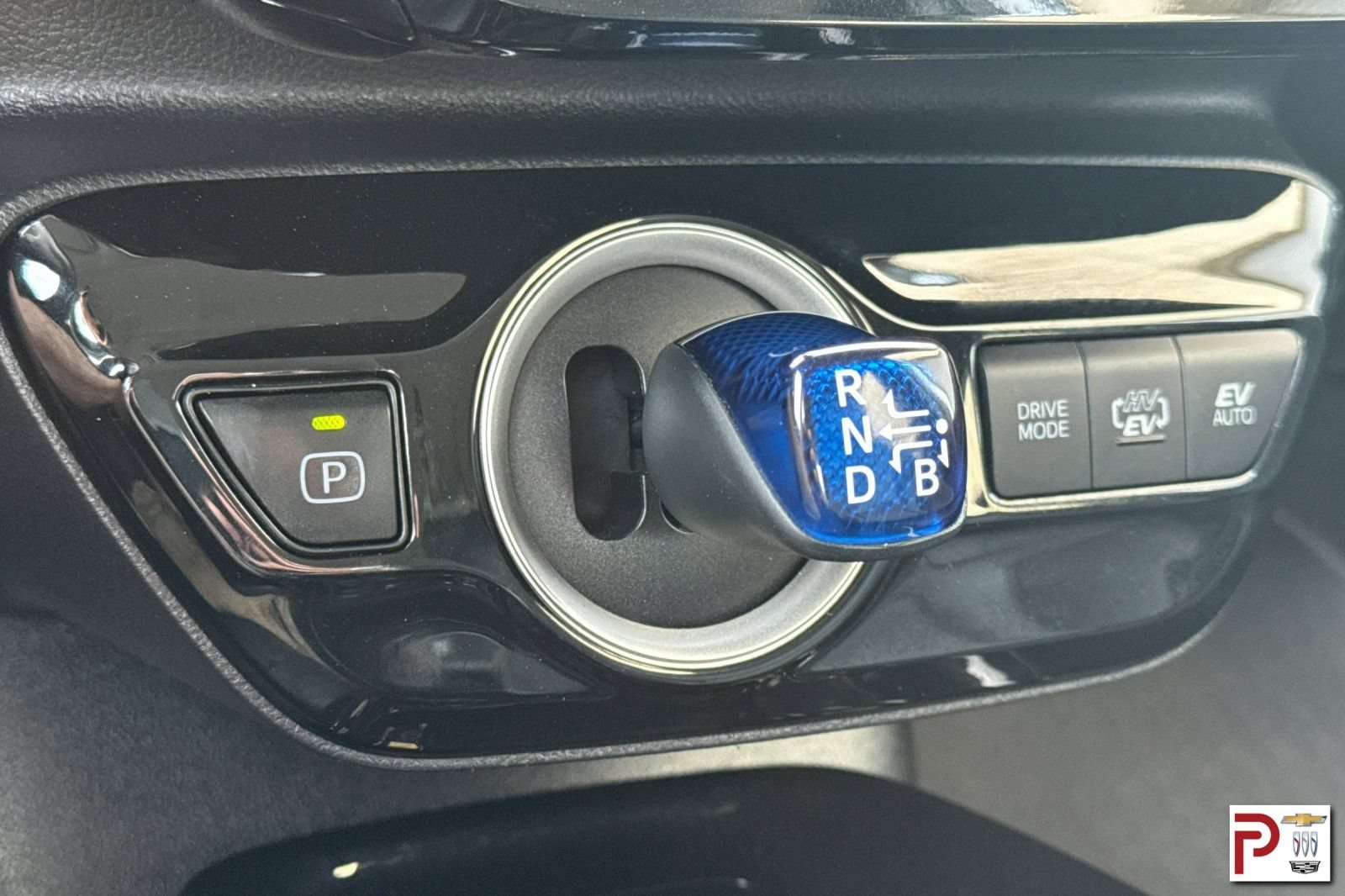 Used 2021 Toyota Prius Prime XLE FWD image 25