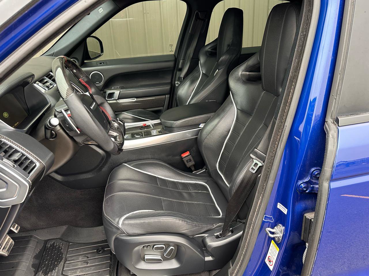 Used 2015 Land Rover Range Rover Sport SVR image 21