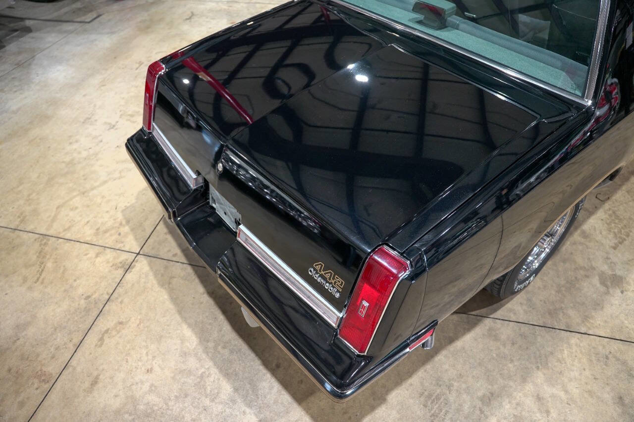 Used 1987 Oldsmobile Cutlass Supreme Salon image 20