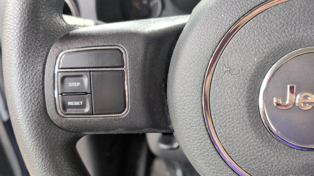 Used 2017 Jeep Patriot Sport FWD image 10