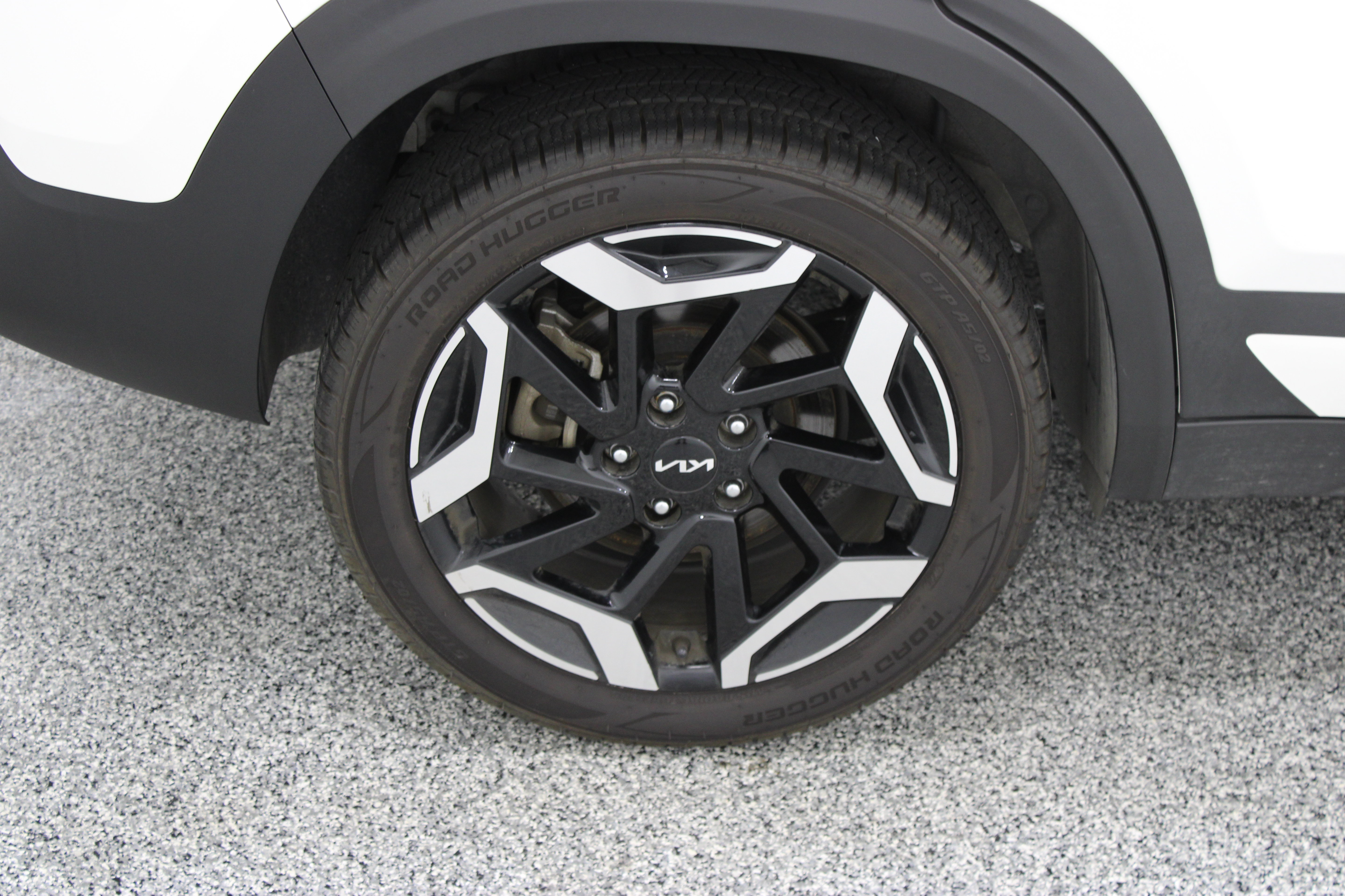 Used 2024 Kia Seltos SX w/ SX Sunroof Package AWD/4WD image 6