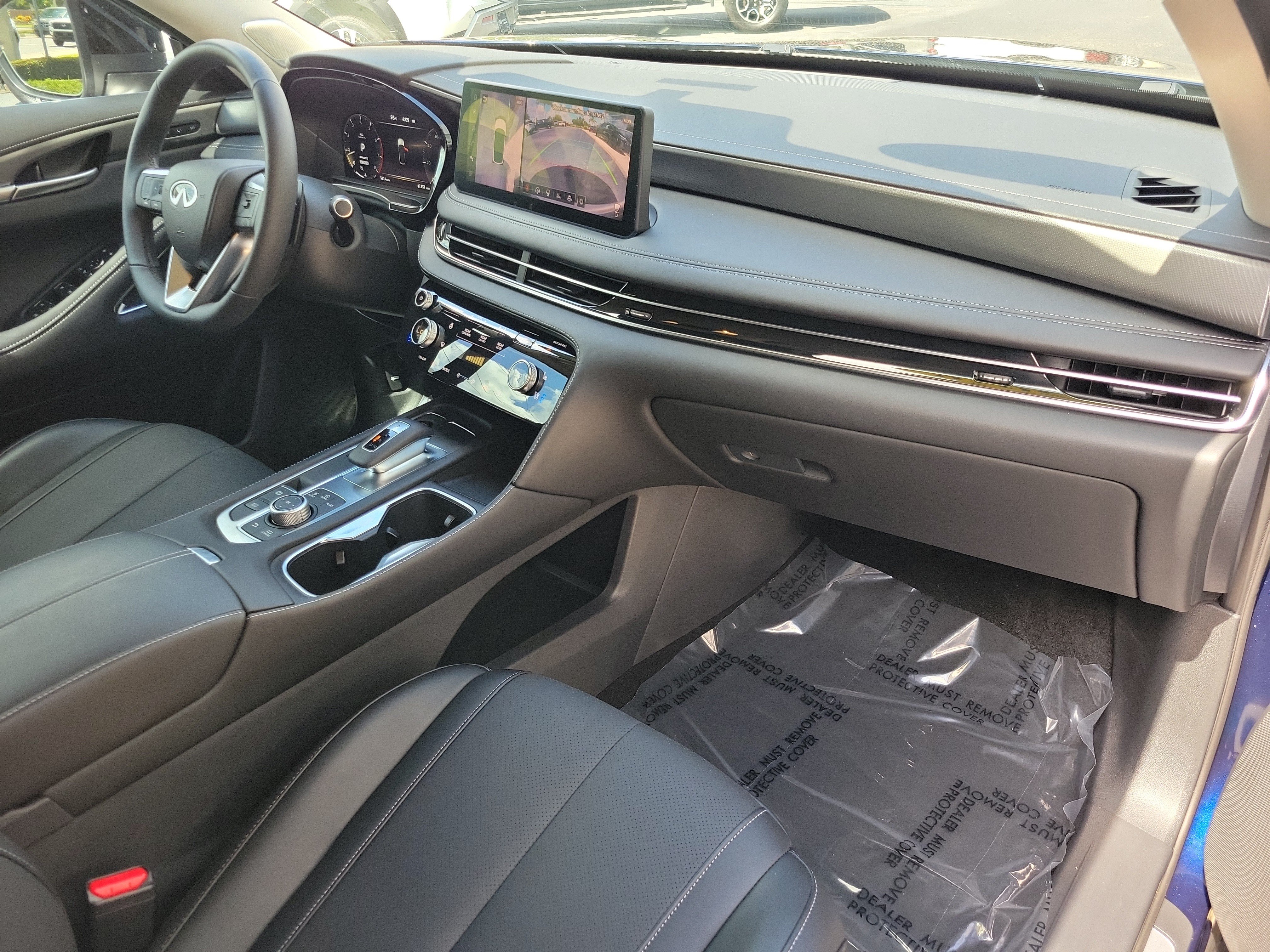 Certified 2026 INFINITI QX60 Luxe w/ Cargo Package FWD image 11